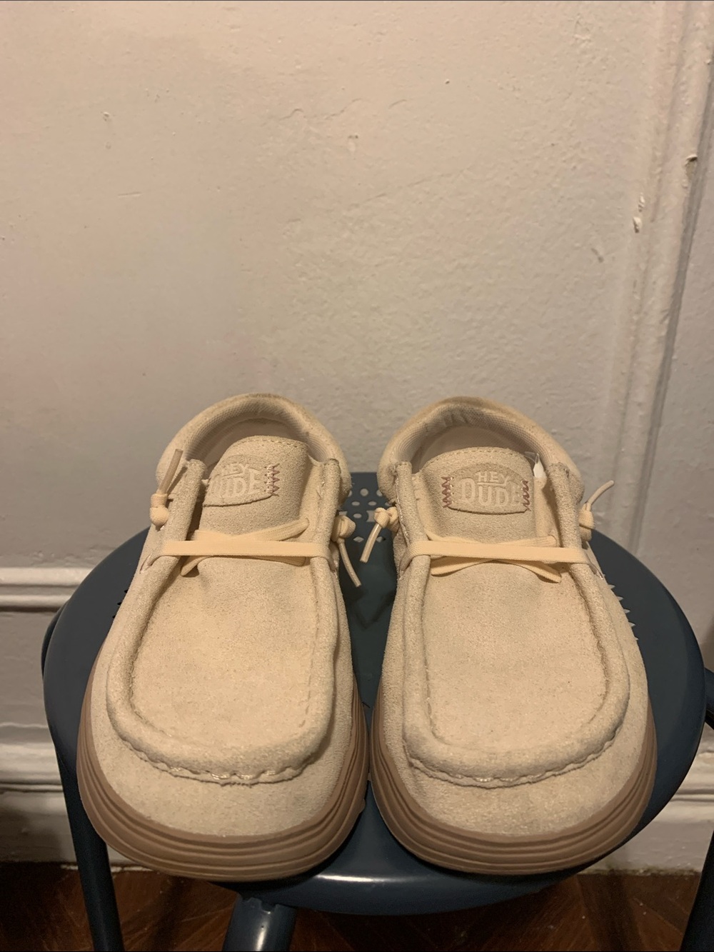 Woman Hey Dude Casual Slip-On Loafers Size 5 - Picture 3 of 7